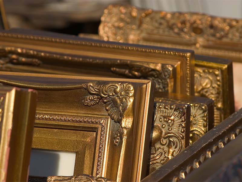 gemaelde-einrahmen-in-einen-goldrahmen-von-fachwerkstatt-in-wiesbaden