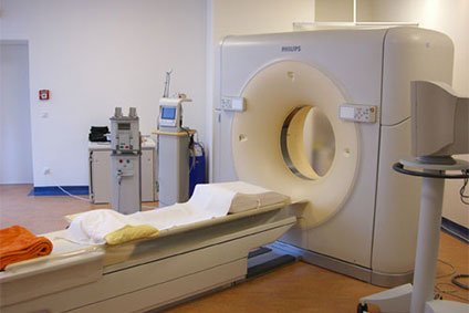 radiologie-in-wiesbaden_Radiologie-Friedrichstrasse-Wiesbaden-Foto-CT-Raum